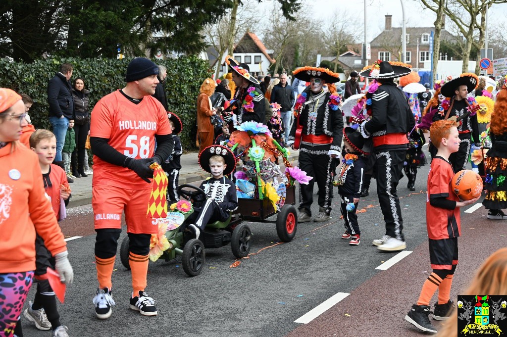 ../Images/Kinderoptocht 2025 033.jpg